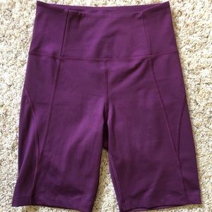 Girlfriend Collective Plum Bike Shorts sz S